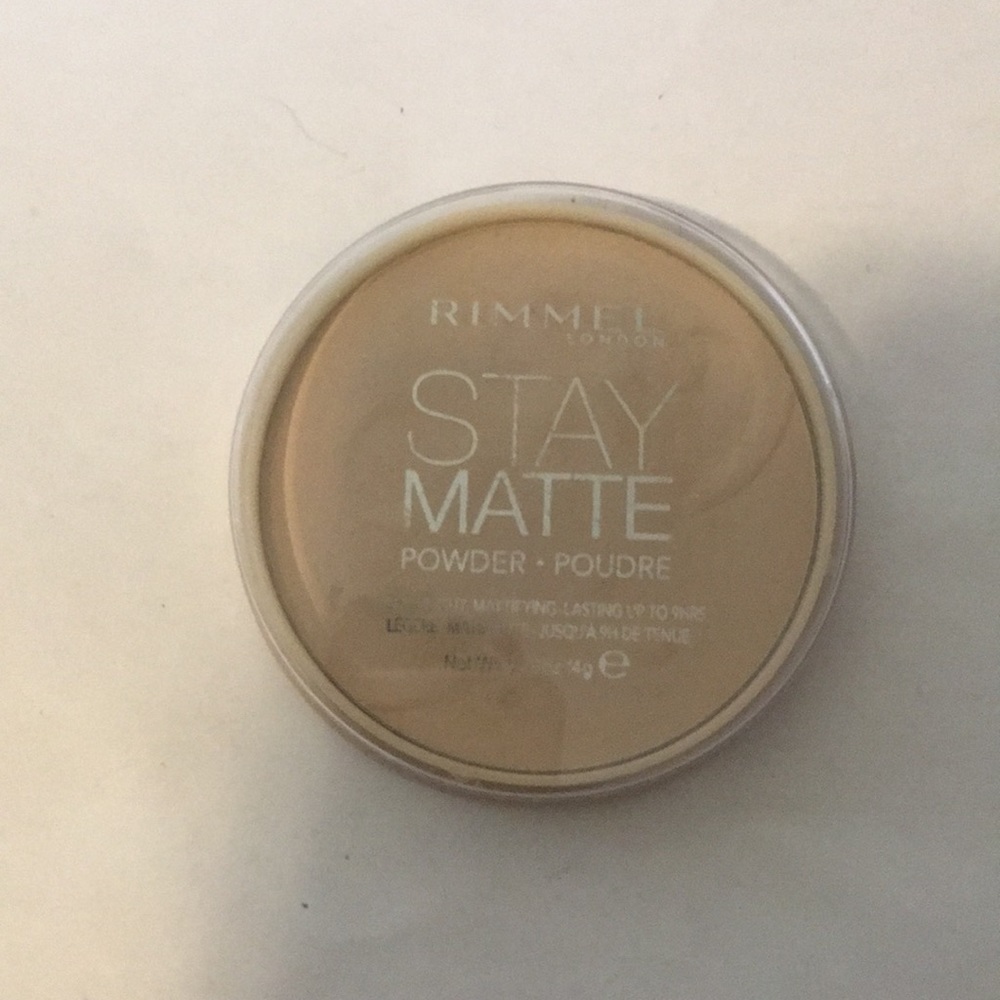 ⚡️Rimmel London Stay Matte Powder